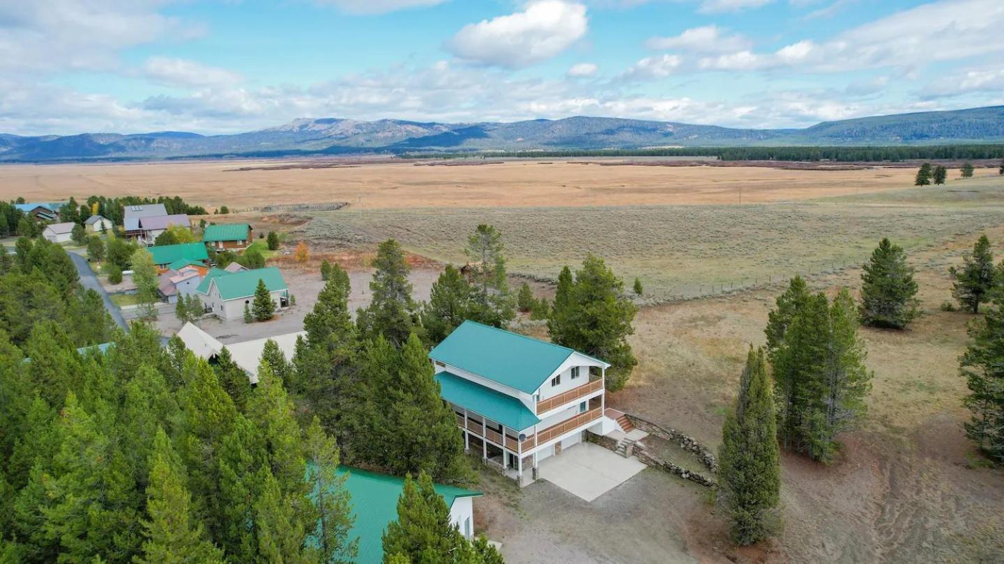 Yellowstone Adventures Island Park Ngoại thất bức ảnh
